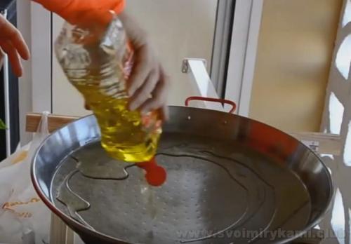 Сливочная паэлья. Рецепт 2, пошаговый: испанская паэлья с морепродуктами
