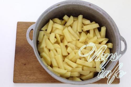 Можно ли в казане жарить картошку. Жареная картошка со шкварками 03 Можно ли в казане жарить картошку. Жареная картошка со шкварками 03