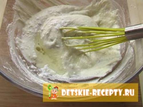 Пышные банановые оладьи на кефире. Оладьи пышные для детей (без яиц) с бананом — фото рецепт