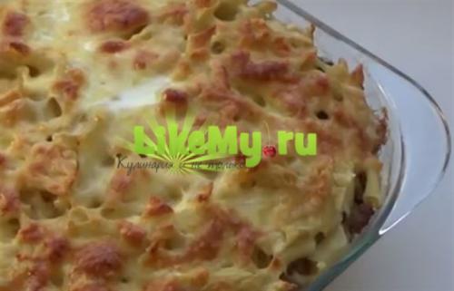 Запеканка из макарон с куриным фаршем. С фаршем и сыром