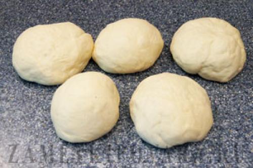 Тесто на аджарские хачапури в хлебопечке. Хачапури с сыром по-аджарски