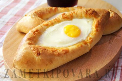 Тесто на аджарские хачапури в хлебопечке. Хачапури с сыром по-аджарски