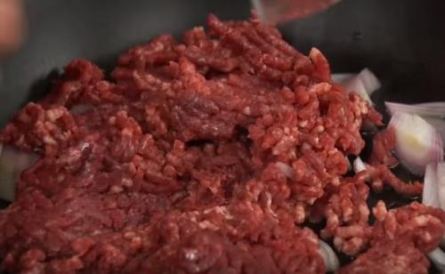 Запеканка картофельная с фаршем и сливками. Классическая картофельная запеканка  с фаршем, приготовленная  в духовке