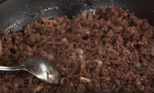 Запеканка картофельная с фаршем и сливками. Классическая картофельная запеканка  с фаршем, приготовленная  в духовке