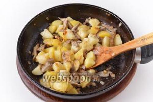 Как пожарить рядовки с картошкой. Картофельный вариант 09 Как пожарить рядовки с картошкой. Картофельный вариант 09