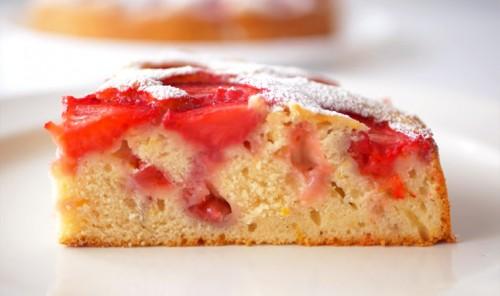 Песочный пирог с начинкой из сгущенки. Пирог с начинкой из сгущенного молока