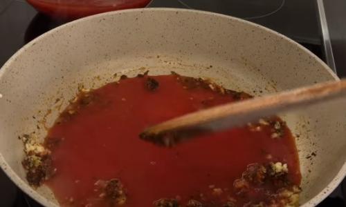 Как приготовить цыпленка табака на сковороде. Как вкусно приготовить цыплёнка табака в чугунной сковороде