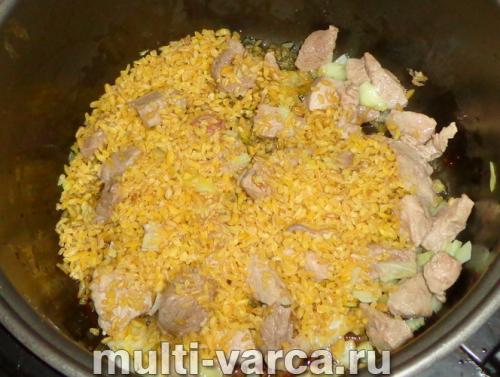 Булгур в мультиварке с мясом. Булгур со свининой в мультиварке 03