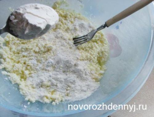 Сырники из творога агуша. Рецепт 1, пошаговый: простые сырники детские