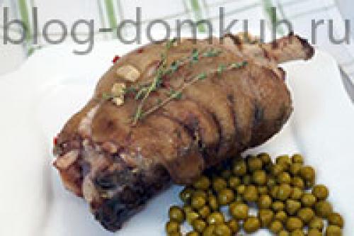 Как приготовить рульку на мангале. Свиная рулька на гриле для пивной вечеринки 10