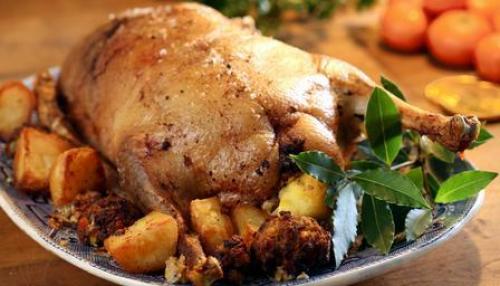 Гусь в духовке с рисом: рецепт. Гусь, фаршированный рисом, в фольге в духовке