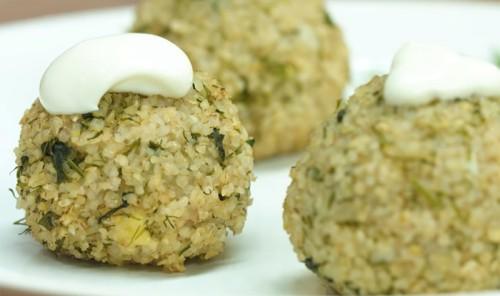 Куриные сердечки с черносливом