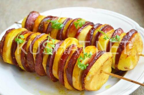 Шашлык в духовке на картофельной подушке. Шашлык с картошкой в духовке. Пошаговый рецепт с фото