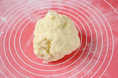 Конвертики из песочного теста с повидлом. Конвертики с персиковым джемом - самая быстрая выпечка к чаю