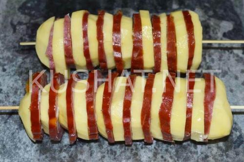 Шашлык в духовке на картофельной подушке. Шашлык с картошкой в духовке. Пошаговый рецепт с фото