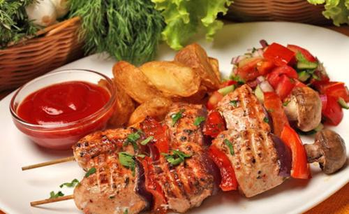 Шашлык на шпажках на углях. Шашлык из свинины в духовке на шпажках