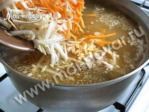 Суп из бараньих ребрышек с чечевицей. Приготовление супа из бараньих ребрышек с чечевицей. 10