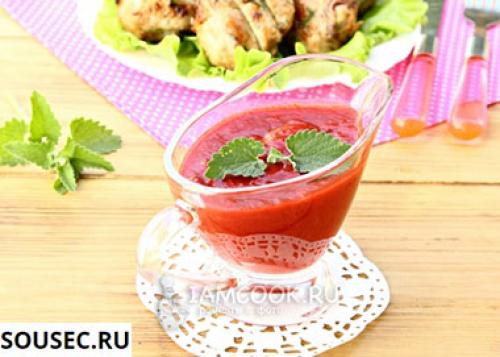 Соус из клубники к блинам. Клубничный соус