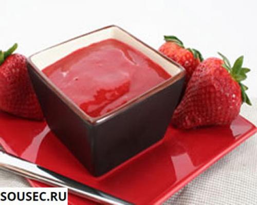 Соус из клубники к блинам. Клубничный соус
