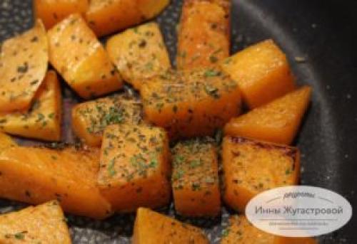 Тыква по-гречески. Два рецепта запеченной тыквы. Тыква по-гречески с томатом. Десертная тыква со специями