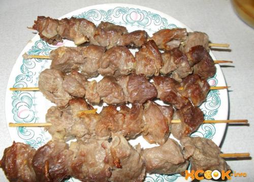 Шашлык на шпажках на углях. Шашлык из свинины в духовке на шпажках 11 Шашлык на шпажках на углях. Шашлык из свинины в духовке на шпажках 11