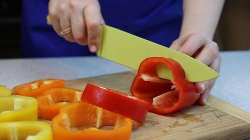 Котлеты с болгарским перцем и сыром в духовке. Описание