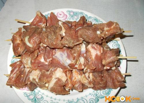 Шашлык на шпажках на углях. Шашлык из свинины в духовке на шпажках 05 Шашлык на шпажках на углях. Шашлык из свинины в духовке на шпажках 05