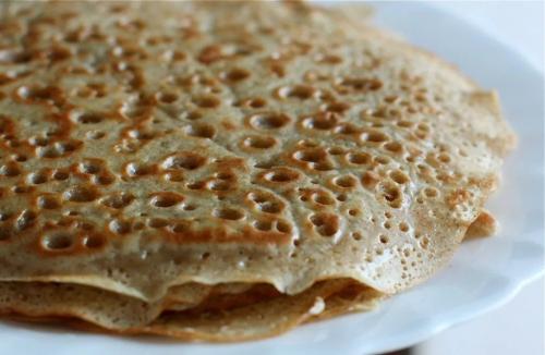 Блины на молоке с содой. Тонкие блинчики на молоке с добавлением соды