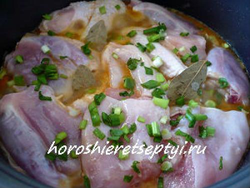 Диетическая тушеная капуста с курицей в мультиварке. Ингредиенты: