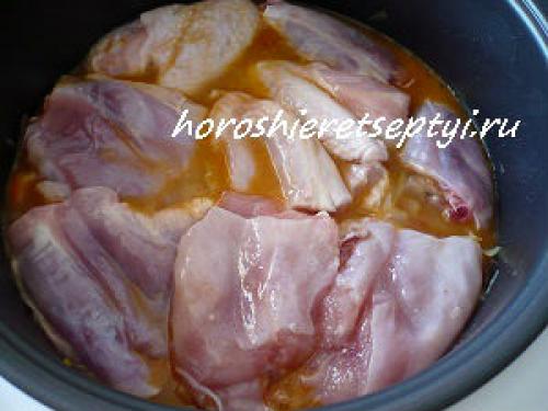 Диетическая тушеная капуста с курицей в мультиварке. Ингредиенты: