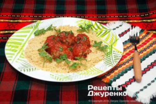 Мясные шарики на сковороде. Ингредиенты для мясных шариков (10-12 шт)