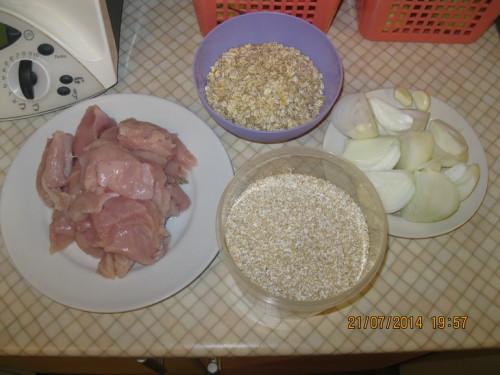 Диетические котлеты на пару в мультиварке. Котлетки «Овсяный бум»