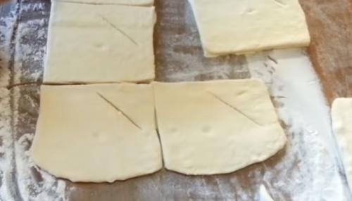 Розочки из слоеного теста с творогом. Слоеные БУЛОЧКИ-РОЗОЧКИ с творогом за полчаса 15 Розочки из слоеного теста с творогом. Слоеные БУЛОЧКИ-РОЗОЧКИ с творогом за полчаса 15