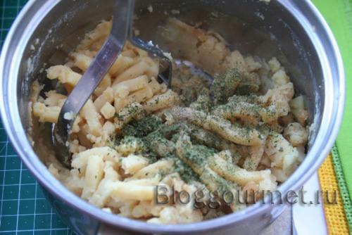 Пресные лепешки с картошкой.