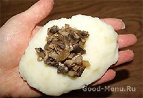 Картофельные зразы с грибами и сыром. Рецепт 1, пошаговый: картофельные зразы с грибами
