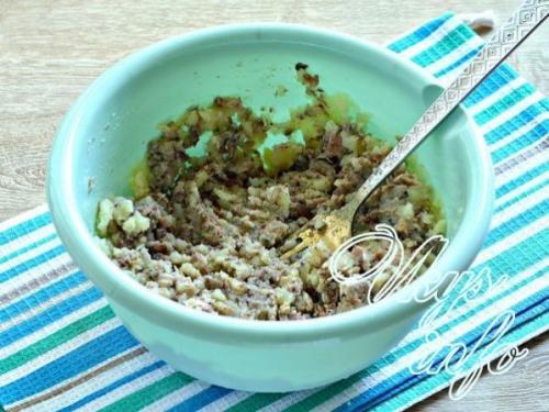 Зразы картофельные с рыбными консервами. 19 Зразы картофельные с рыбными консервами. 19