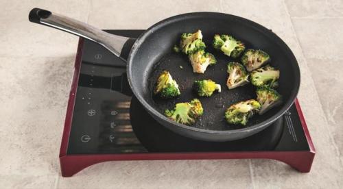 Суп в духовке в тыкве. Суп в тыкве с крутонами и сыром 04 Суп в духовке в тыкве. Суп в тыкве с крутонами и сыром 04