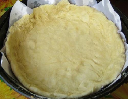 Заливной пирог с айвой. Пирог с айвой — простой и вкусный рецепт