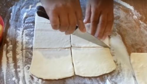 Розочки из слоеного теста с творогом. Слоеные БУЛОЧКИ-РОЗОЧКИ с творогом за полчаса 14 Розочки из слоеного теста с творогом. Слоеные БУЛОЧКИ-РОЗОЧКИ с творогом за полчаса 14