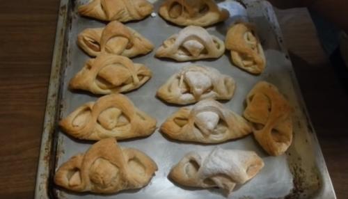 Розочки из слоеного теста с творогом. Слоеные БУЛОЧКИ-РОЗОЧКИ с творогом за полчаса 18 Розочки из слоеного теста с творогом. Слоеные БУЛОЧКИ-РОЗОЧКИ с творогом за полчаса 18