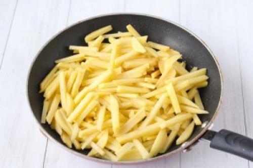 Тушеная картошка с грибами и томатной пастой. Тушеная картошка с грибами