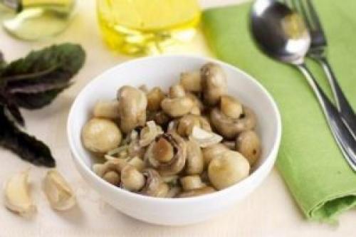 Как консервировать огурцы без сахара. Способы приготовления соленых огурчиков без сахара