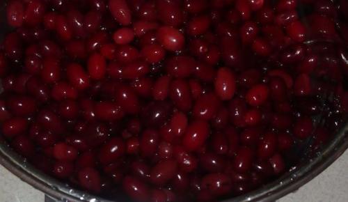 Варенье из замороженного кизила. Полезные свойства варенья из кизила
