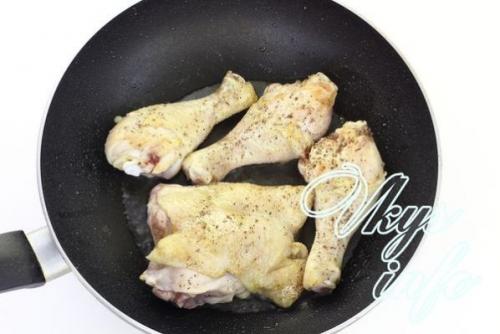 Курица жареная с пюре. Курочка жареная с картофельным пюре 05