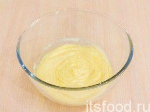 Песочный пирог с начинкой из сгущенки. Песочный торт со сгущенкой: классический рецепт