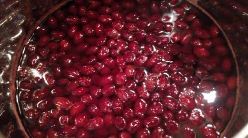 Варенье из замороженного кизила. Полезные свойства варенья из кизила