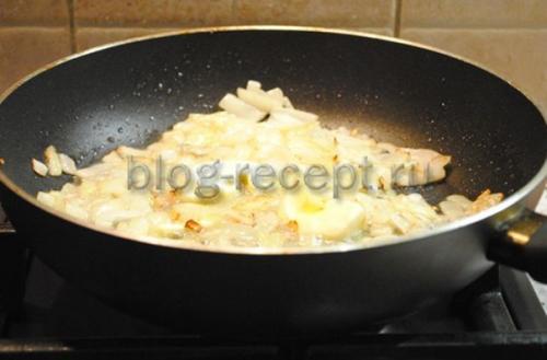 Жареная картошка с грибами. Ингредиенты: