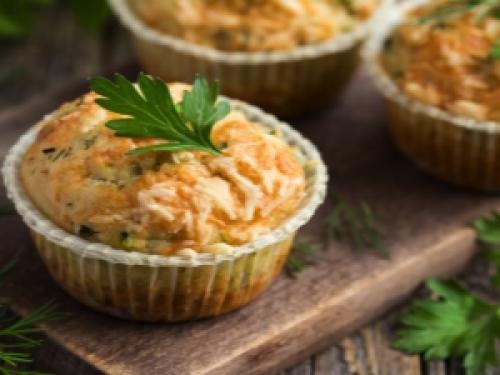 Маффины с мясом и сыром. 23