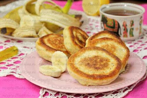 Пышные банановые оладьи на кефире. Оладьи с бананами на кефире