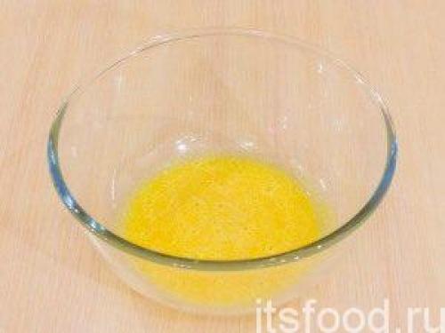 Песочный пирог с начинкой из сгущенки. Песочный торт со сгущенкой: классический рецепт